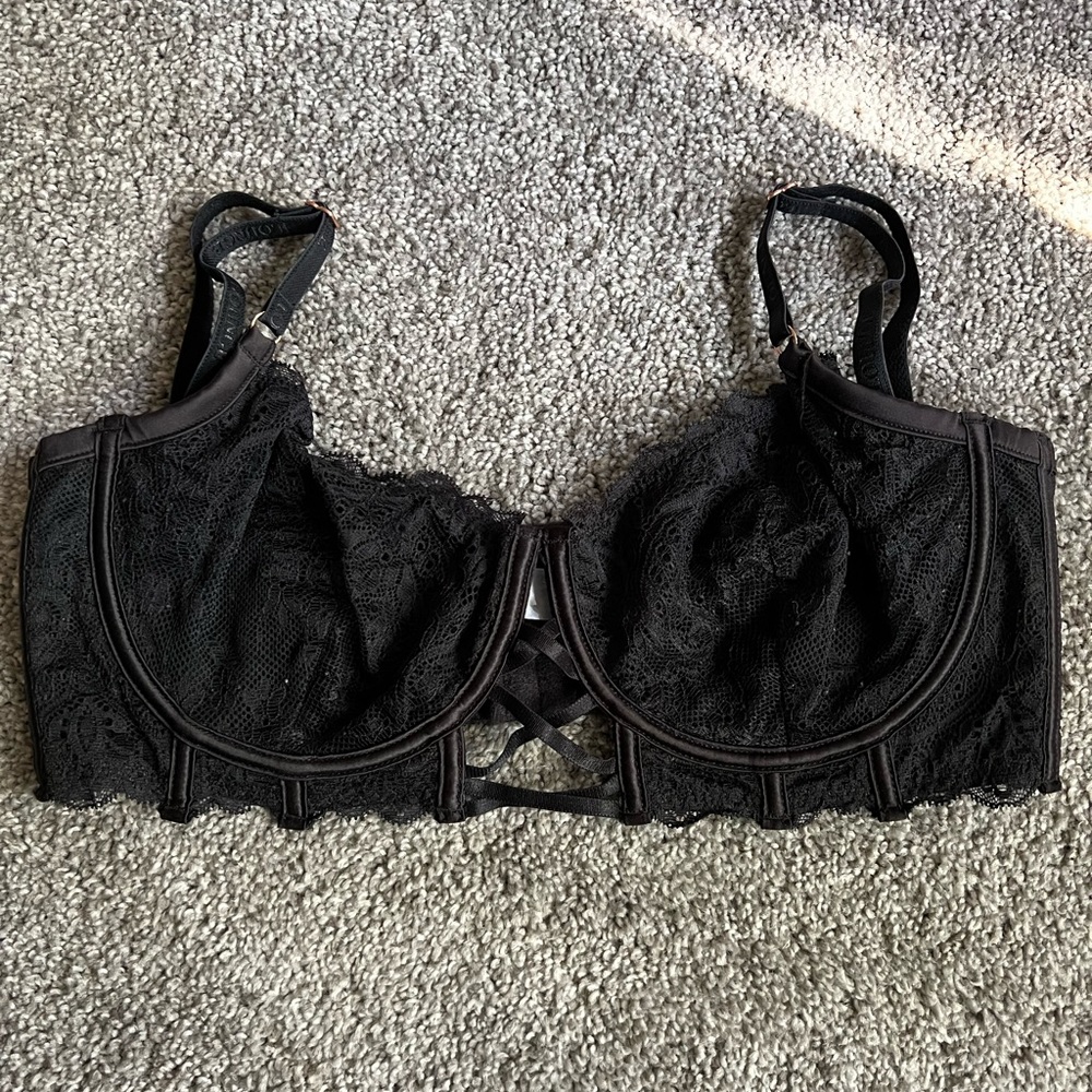 Lounge Intimates Bra NWOT